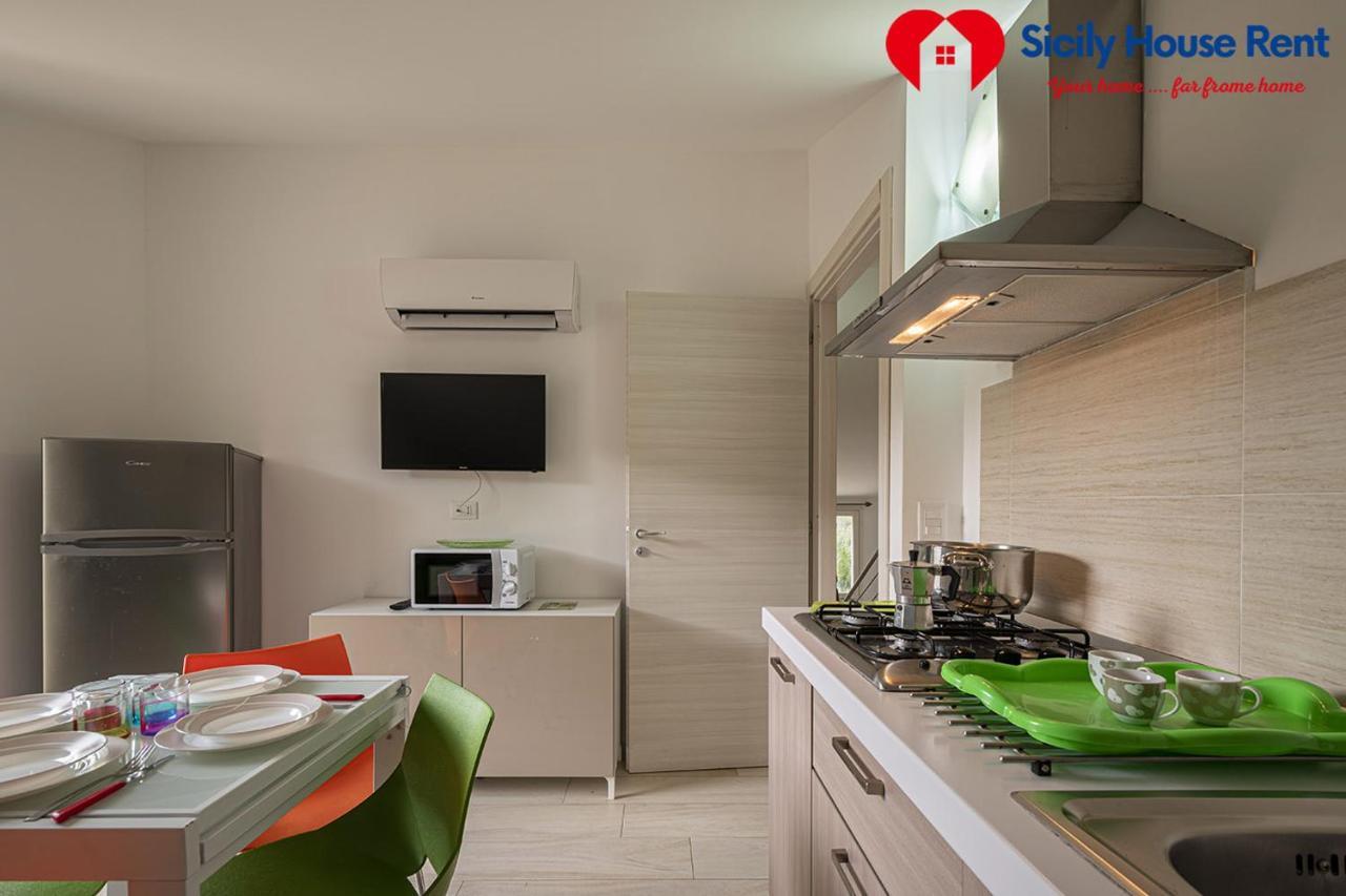 Borgo Aranci - Appartamento In Villa Garofalo - 15B 카스텔라마레델골포 외부 사진
