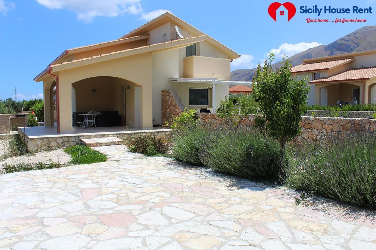 Borgo Aranci - Appartamento In Villa Garofalo - 15B 카스텔라마레델골포 외부 사진